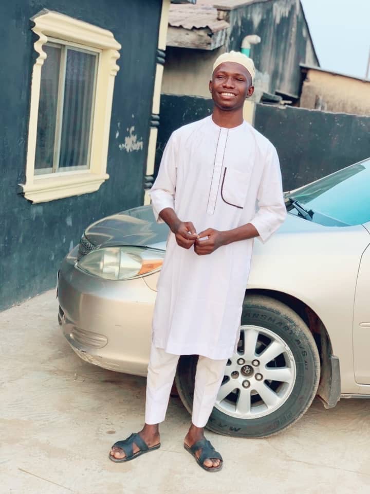 Adebisi Teslim ayobami - KP